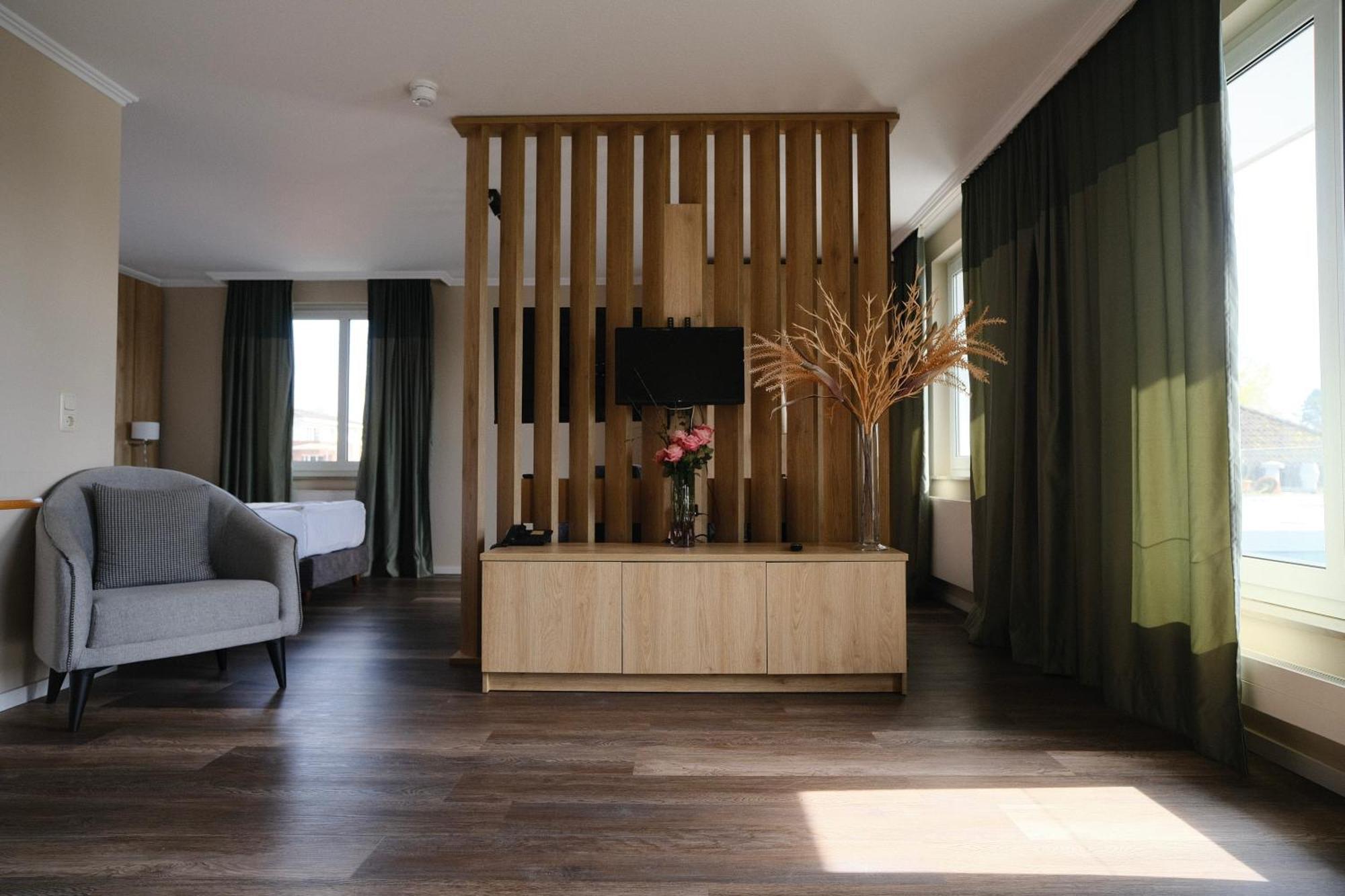 Parkhotel - Rosarium Uetersen المظهر الخارجي الصورة