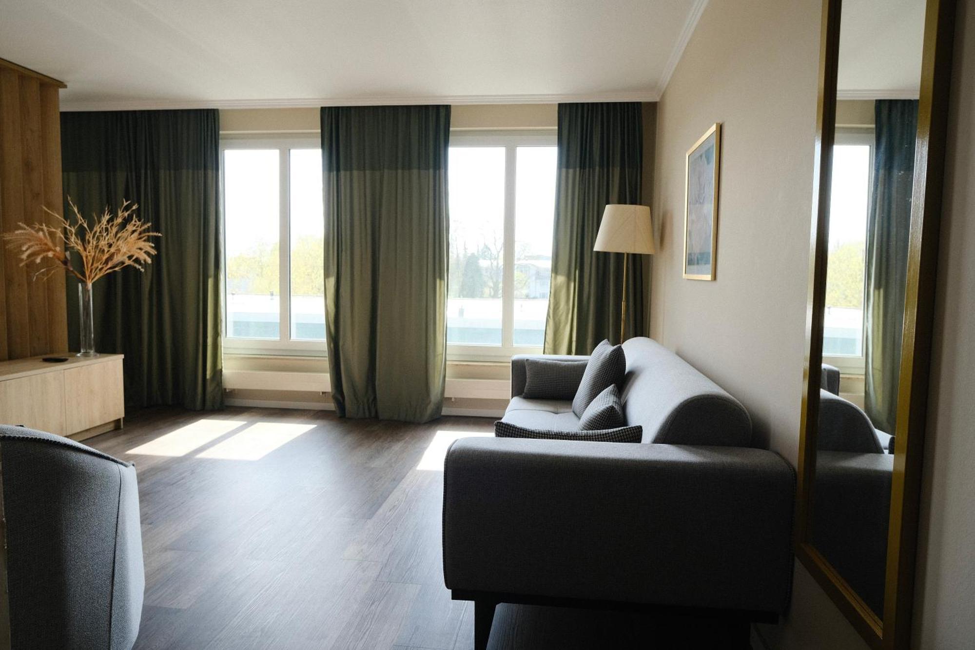 Parkhotel - Rosarium Uetersen المظهر الخارجي الصورة