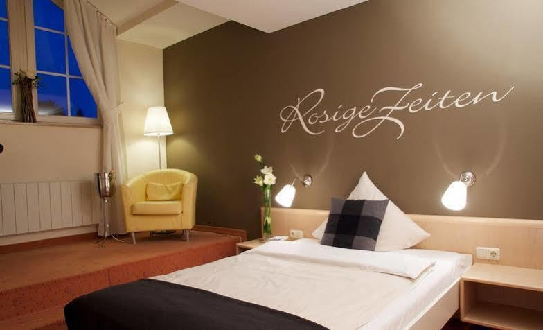 Parkhotel - Rosarium Uetersen المظهر الخارجي الصورة